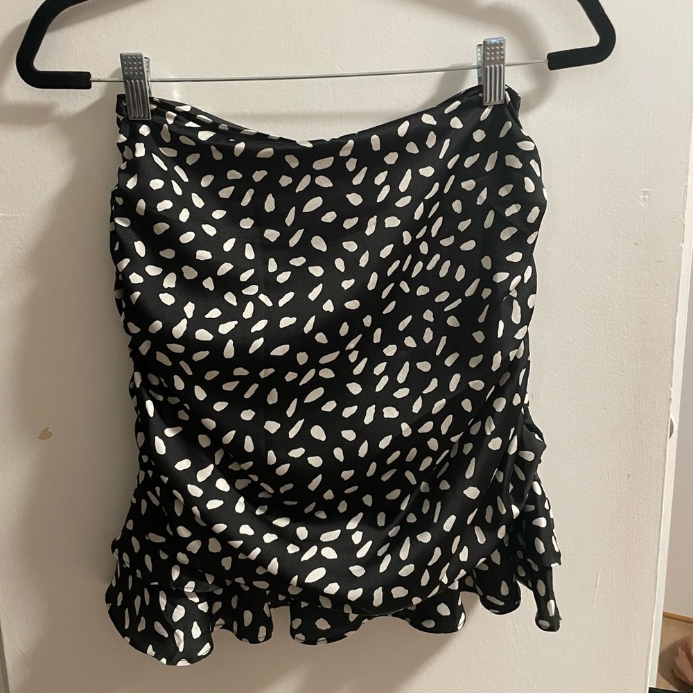 Leche ruched ruffle black and white satin skirt